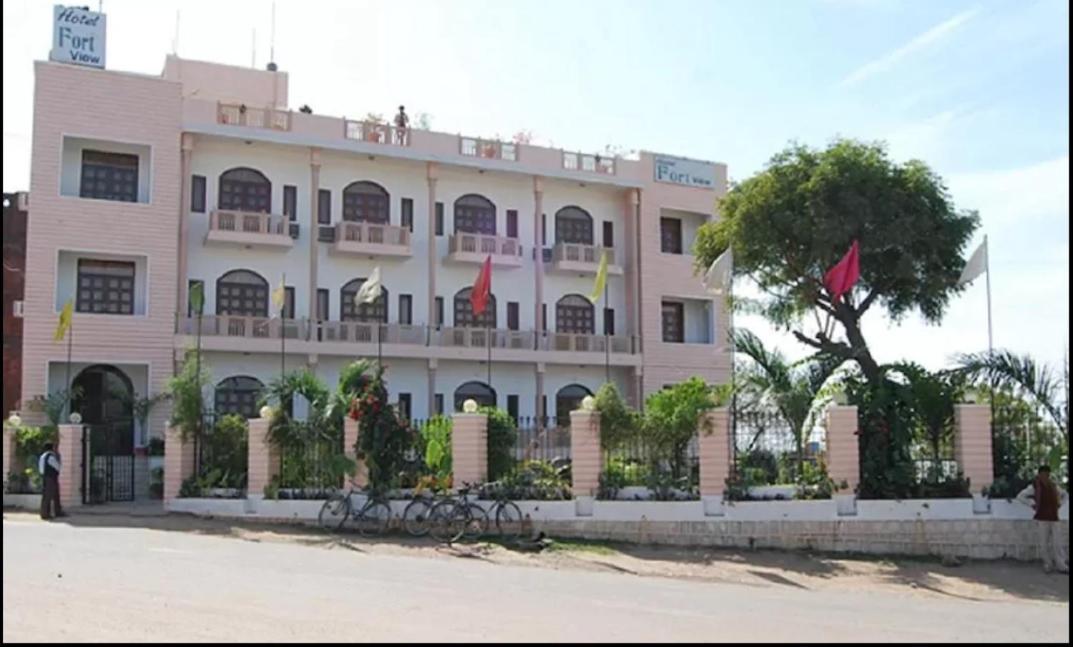 Hotel Fort View Tikamgarh Exteriér fotografie